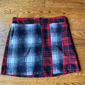 Plaid mini skirt NWT
